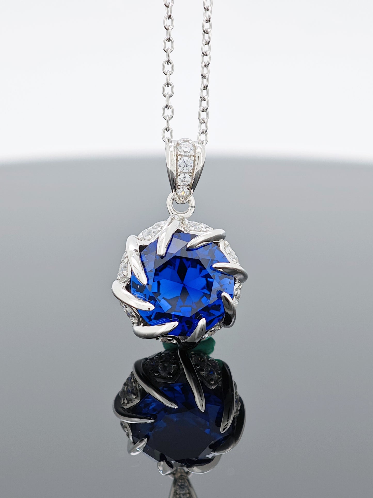 Premium S925 Silver Frame Cultivated Sapphire Pendant: Each Sparkle Speaks to Uncompromised Elegance