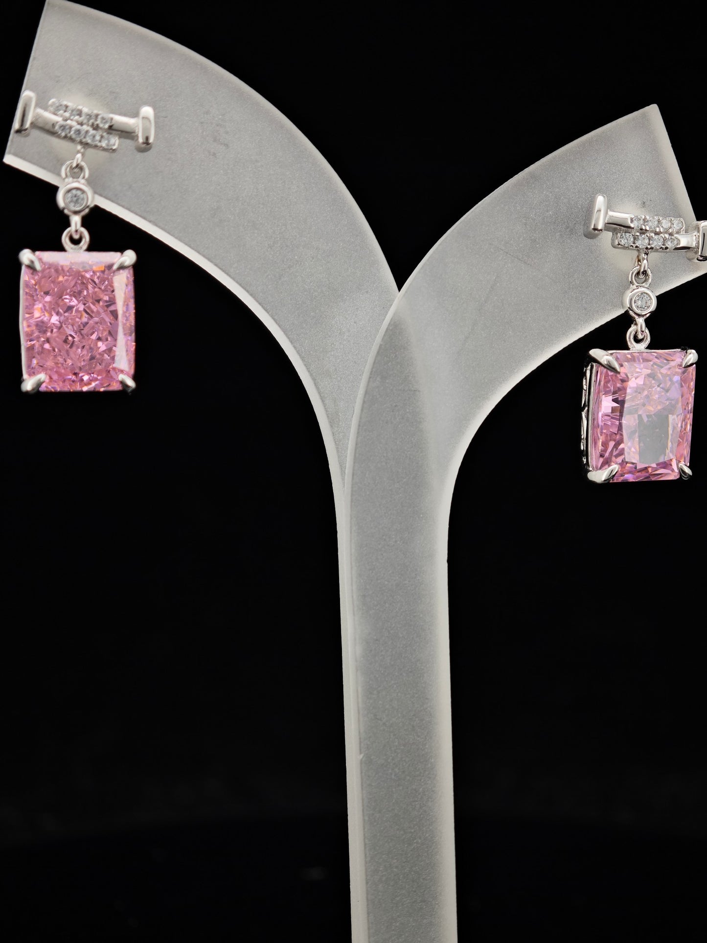 "S925 Genuine Silver Pink Ice Flower Zircon Earrings: A Touch of Luxury"