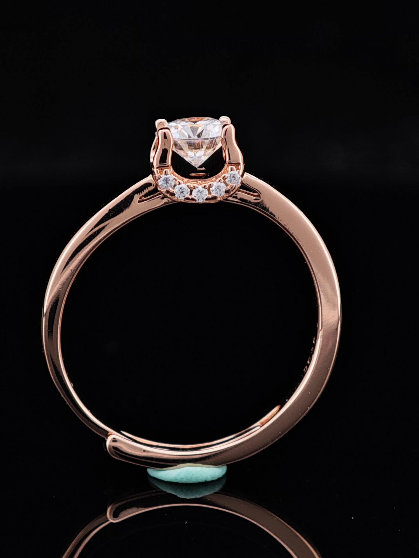  "Moissanite’s Celestial Glow: The One-of-a-Kind Engagement Ring for Your ‘Yes’ Moment"